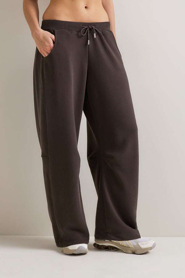 Barrel Leg Jogger - Americano